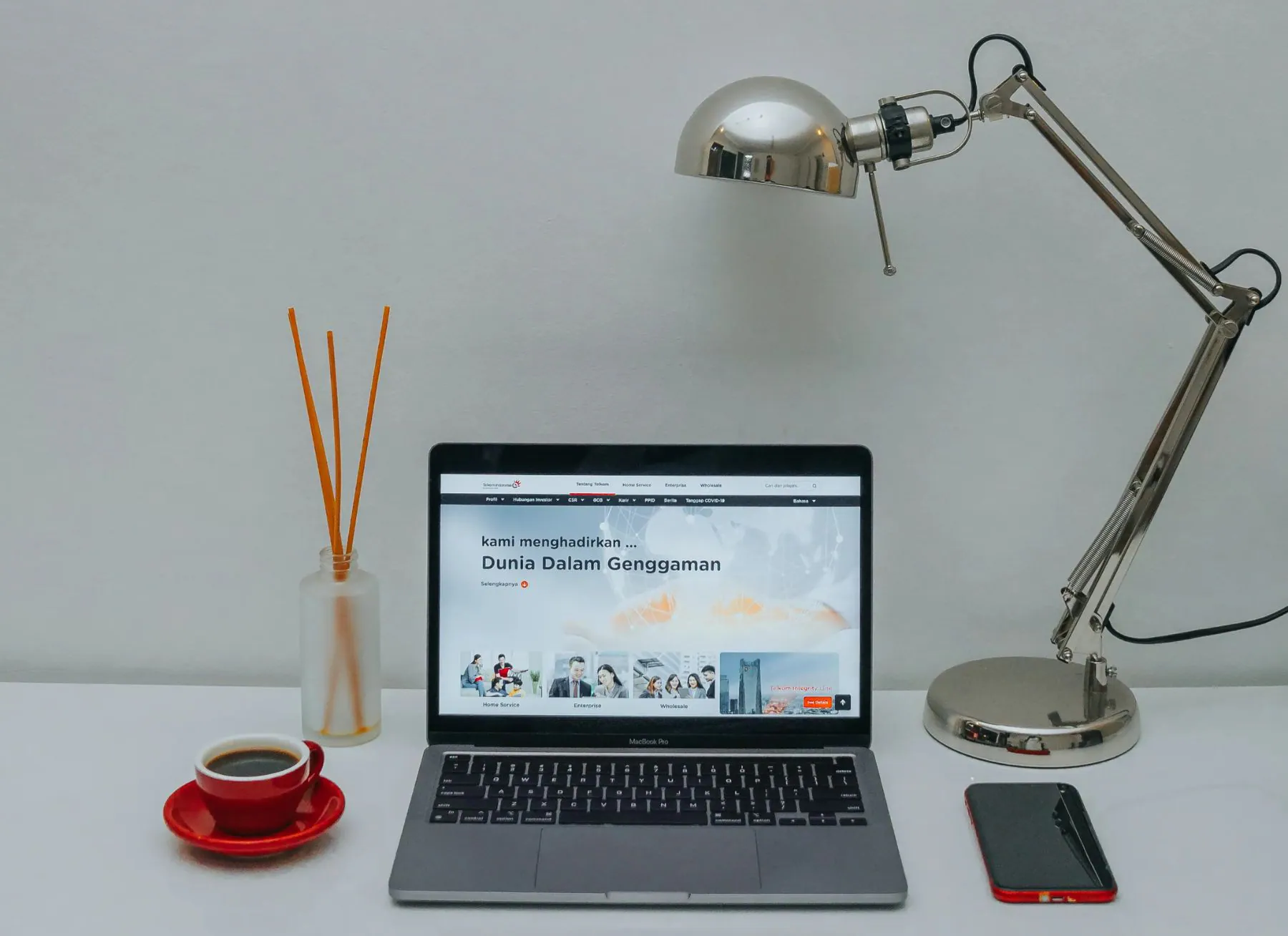 Talenta digital berkolaborasi menggunakan teknologi modern