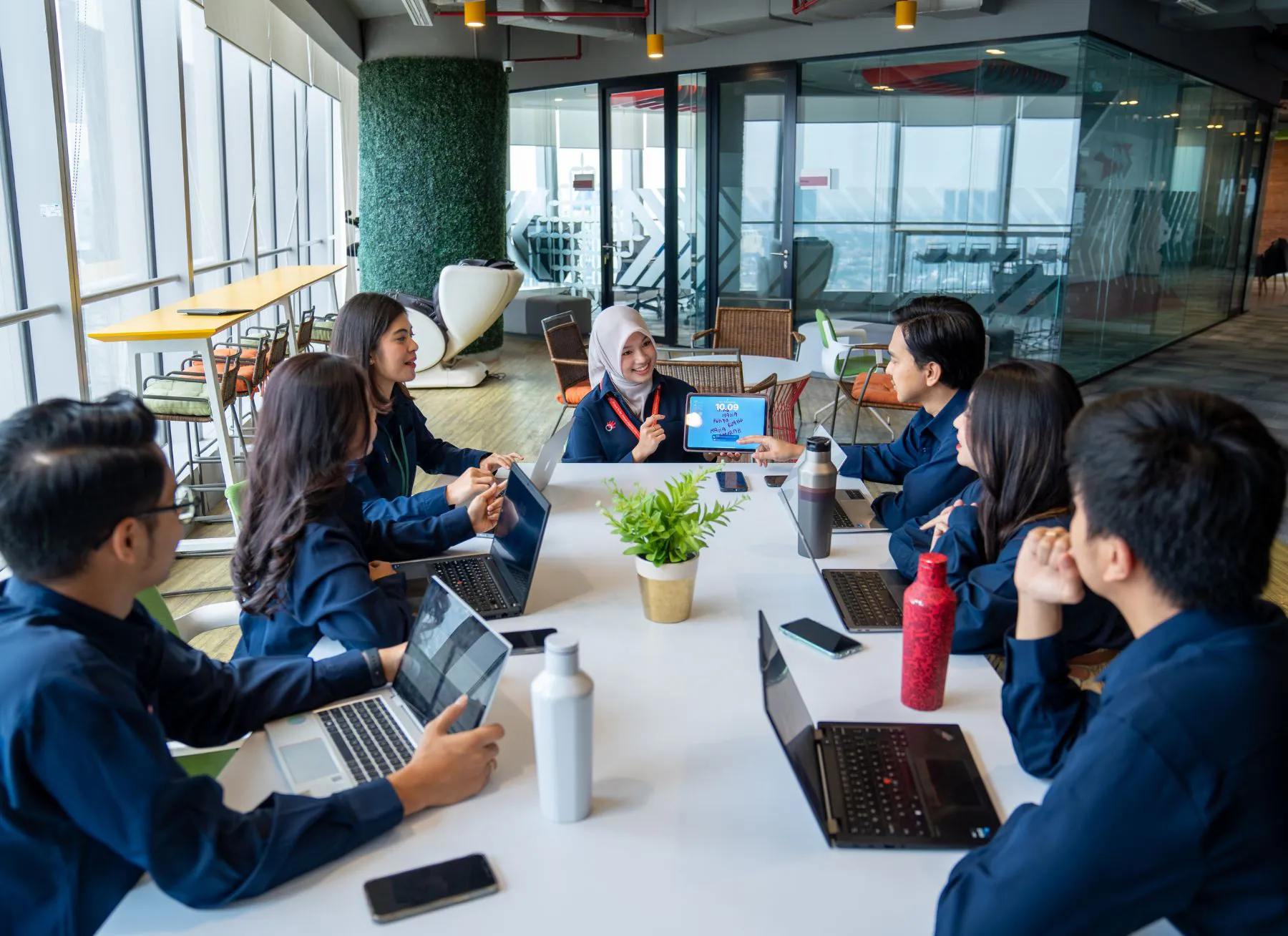 Telkom Luncurkan Program ESG 2024 sebagai Bagian Transformasi TelkomGroup