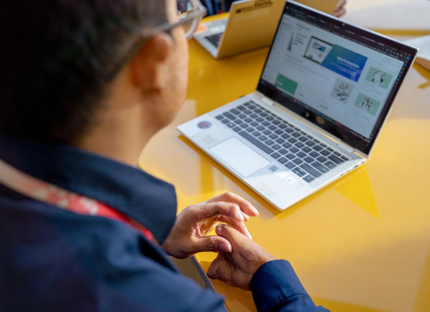 Telkom Luncurkan Program ESG 2024 sebagai Bagian Transformasi TelkomGroup