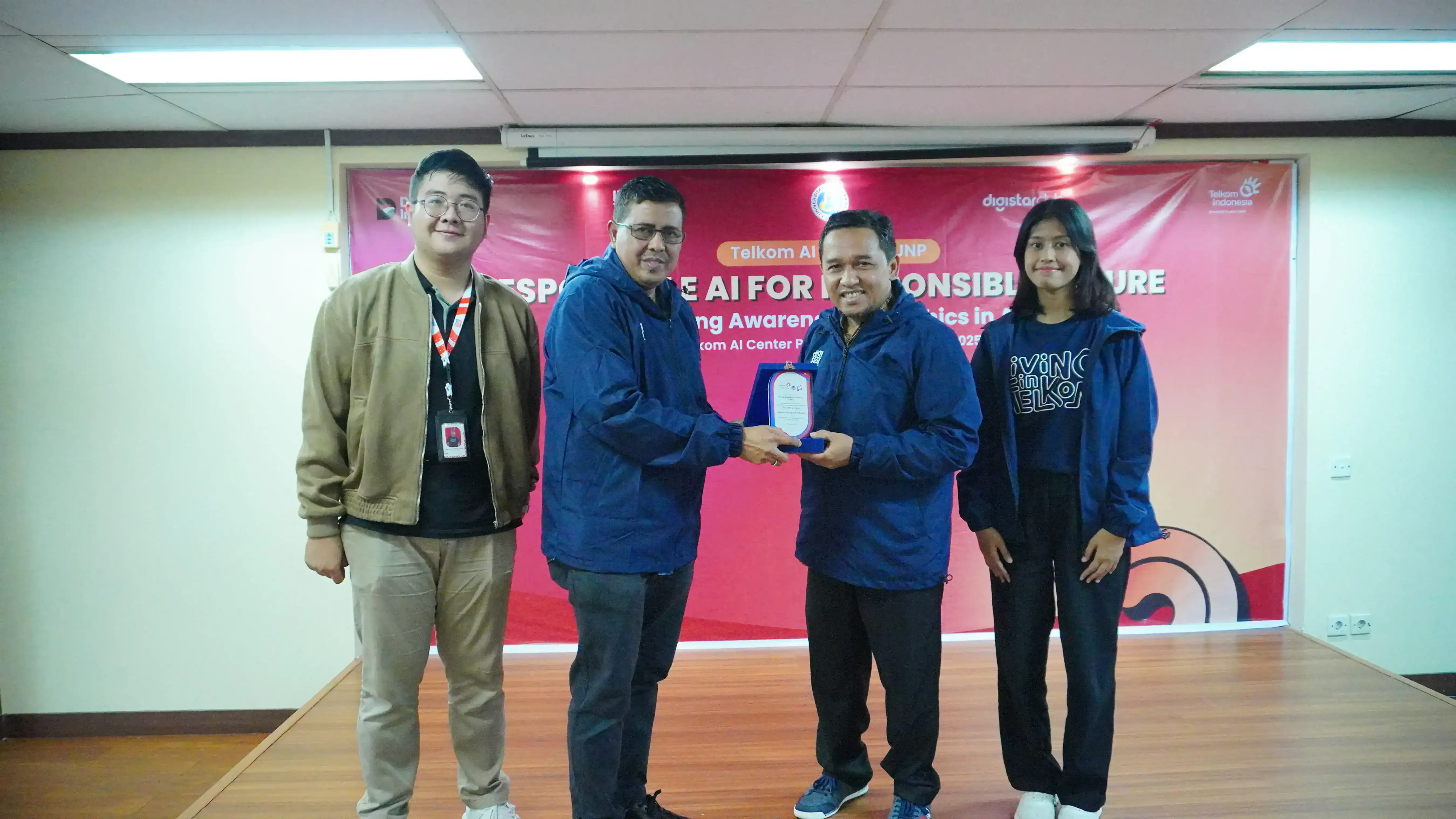 Telkom Indonesia dan Universitas Negeri Padang Resmikan Digistar Club