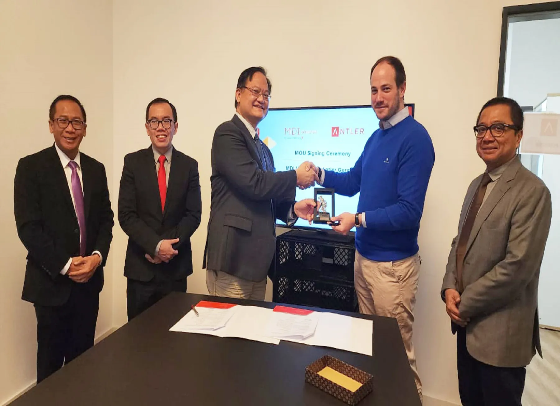 Telkom Luncurkan Program ESG 2024 sebagai Bagian Transformasi TelkomGroup