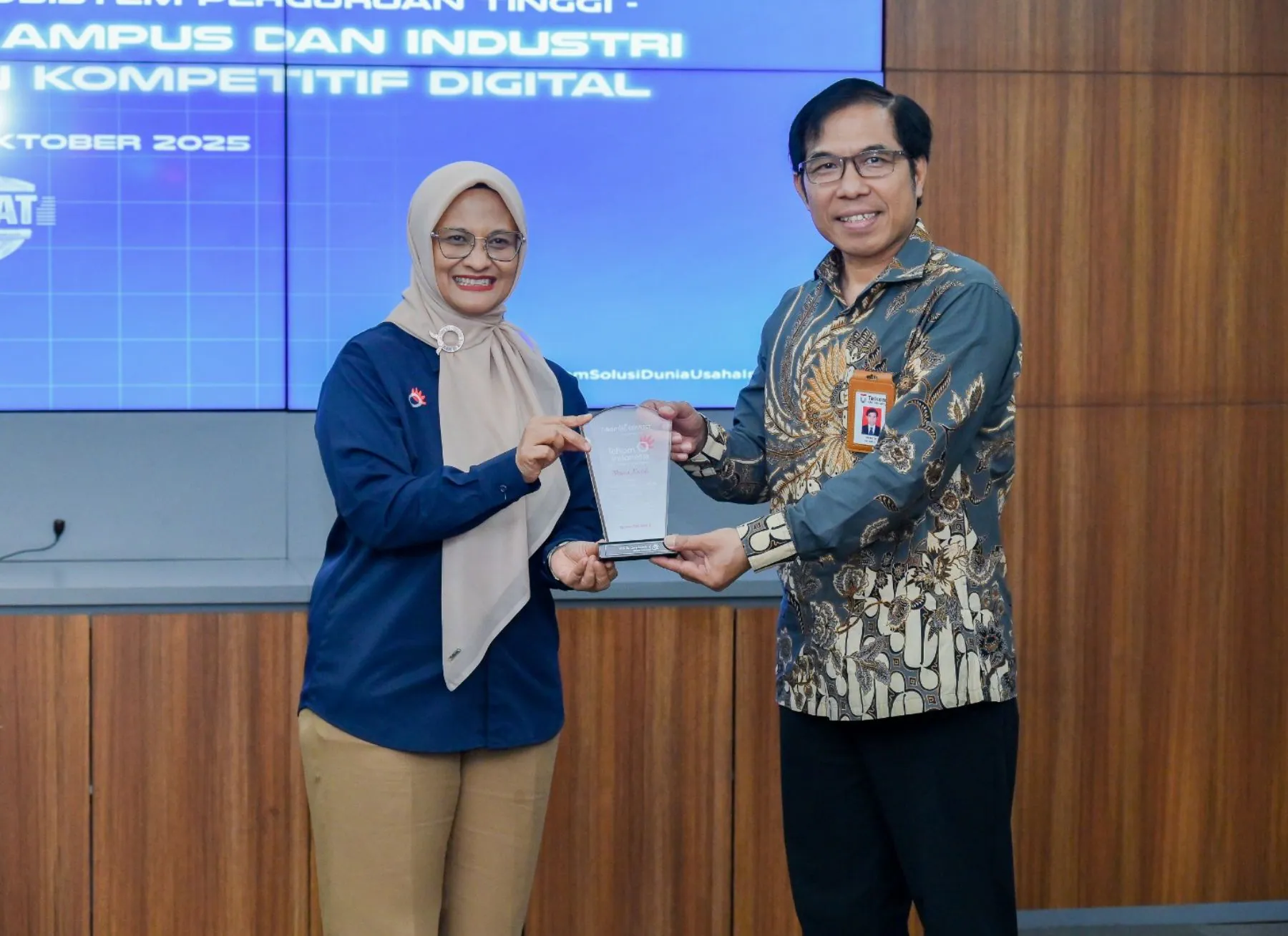 Gelar Seminar Telkom AI Connect, Telkom Perkuat Sinergi Perguruan Tinggi dan Industri untuk Keunggulan Kompetitif Digital
