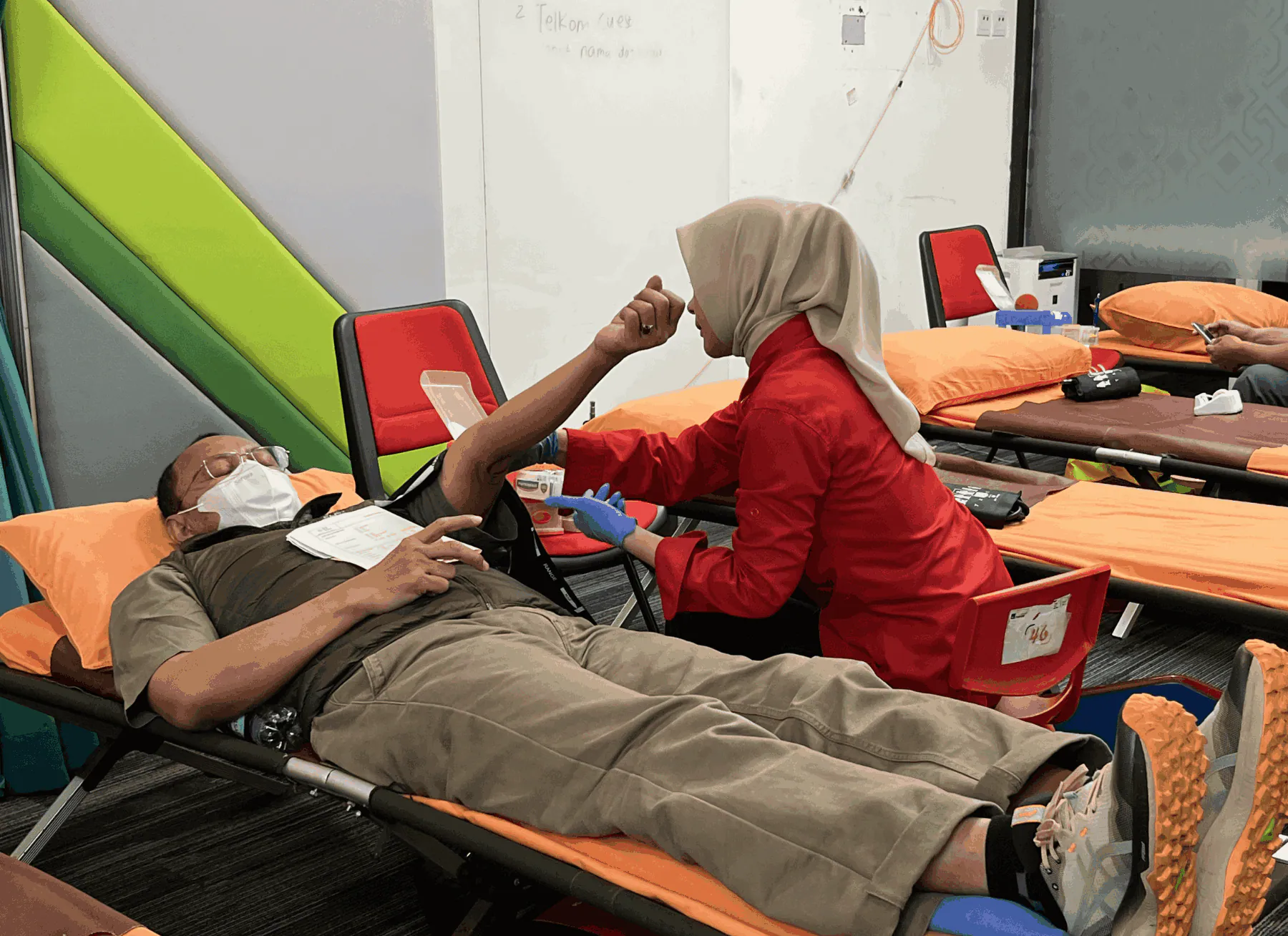 Telkom Indonesia Collected 332 Blood Bags through Donation Drives in Bandung, Makassar, and Jakarta