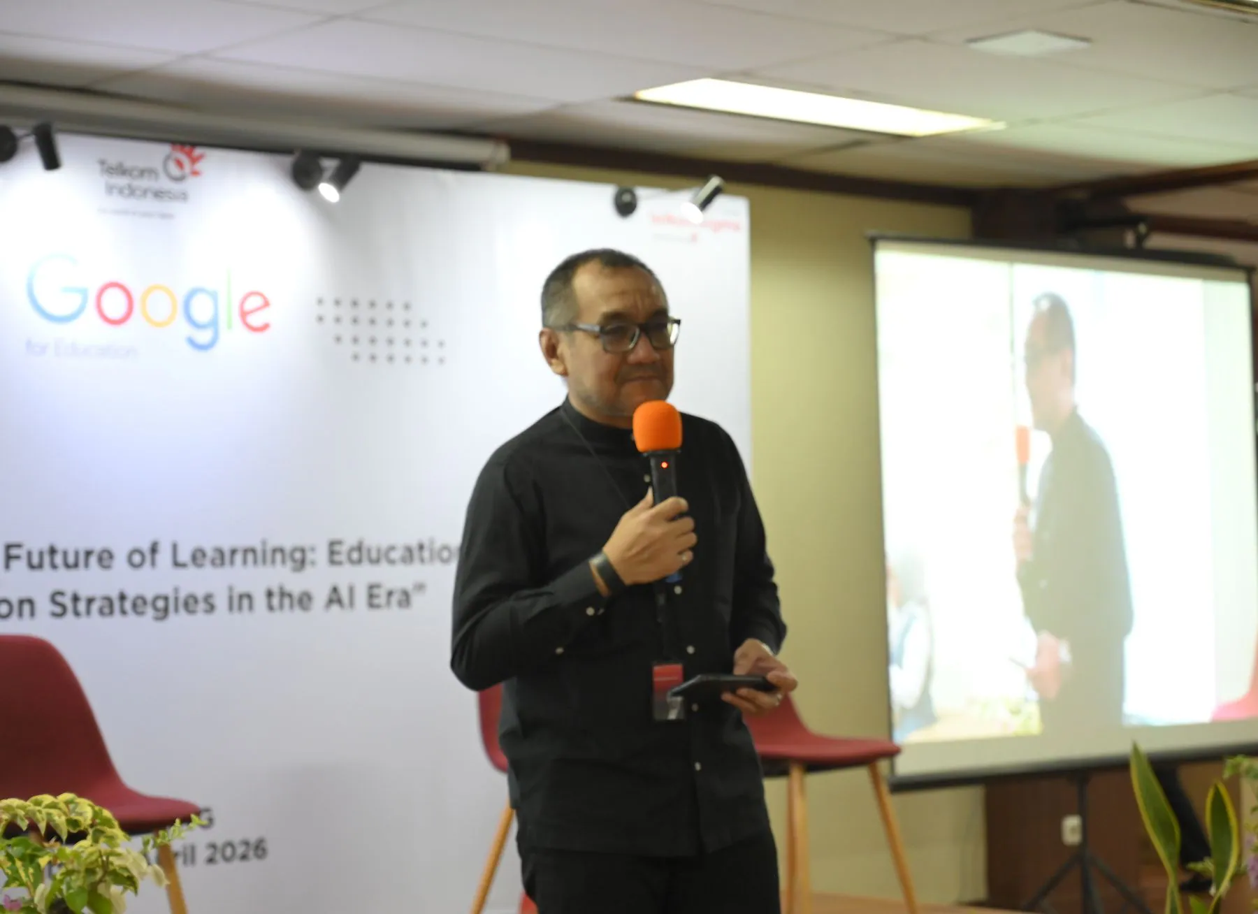 Telkom dan Google Indonesia Pacu Transformasi Pendidikan berbasis AI di Kota Padang